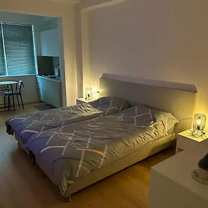 Apartament Johana Blloku In Amazing Location!, Tirana