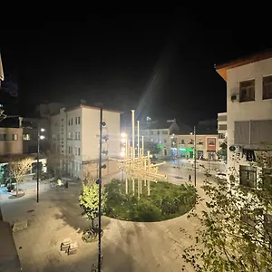 Apartament Trumpets, Tirana